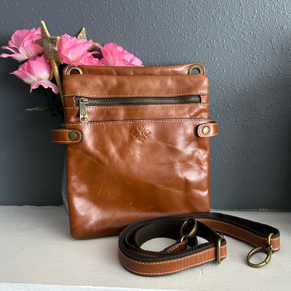 Patricia Nash Francesca Organizer Sling Bag